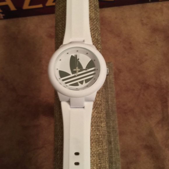 ADIDAS ORIGINAL PRE-LOVED AUTHENTIC WHITE & BLACK SOFT SILICONE SIGNATURE WATCH - Picture 8 of 15